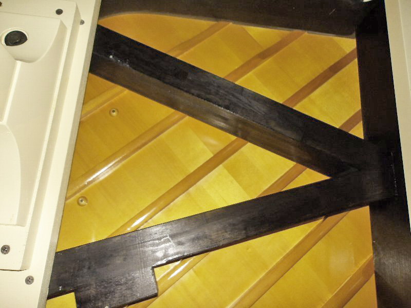 中古ヤマハコンパクトグランドピアノA1L白艶出し