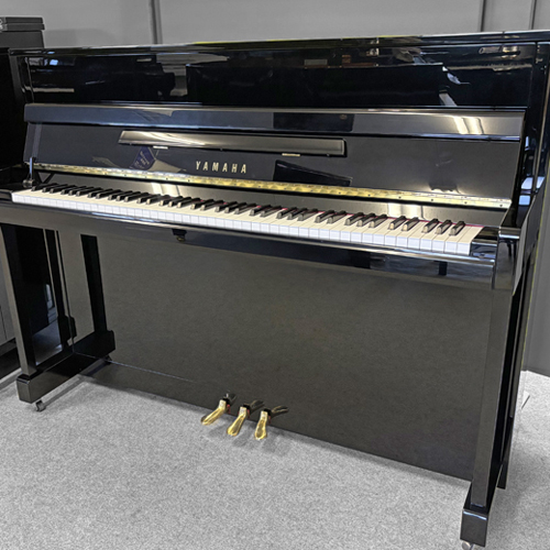 中古ヤマハピアノb113