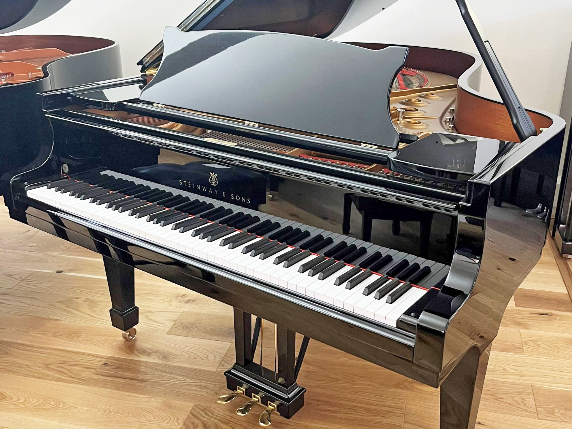 中古スタインウェイ グランドピアノ B-211 ハンブルク製 価格 象牙鍵盤 再生作業済み 展示 在庫 価格 真和楽器新大阪ピアノ工房