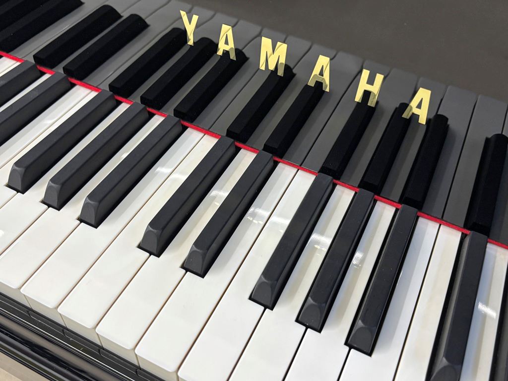 ヤマハフルコンサートグランドピアノcf3,cf,ヤマハcf,ヤマハcf3,オーバーホール済み,価格,在庫
