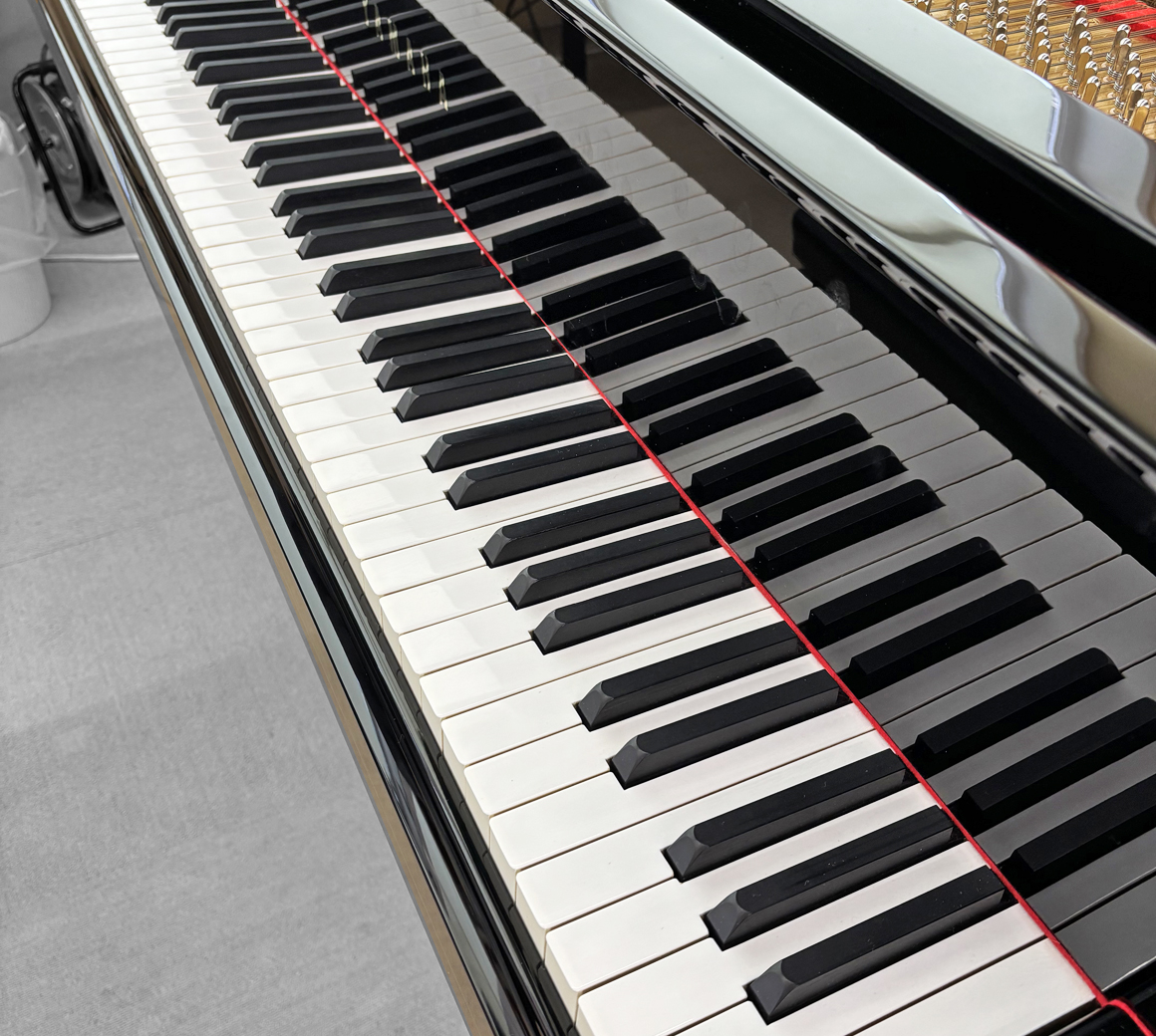 中古,ヤマハフルコンサートピアノ,ヤマハフルコンサート,ヤマハフルコン,cfx,cf3s,cf3,cfiii,販売,価格,購入,リニューアルピアノ,オーバーホール,展示,試弾,試奏