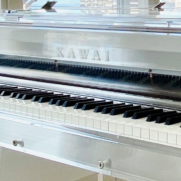 カワイクリスタルグランドピアノCR-40A