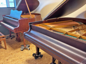 スタインウェイS-155中古グランドピアノ展示