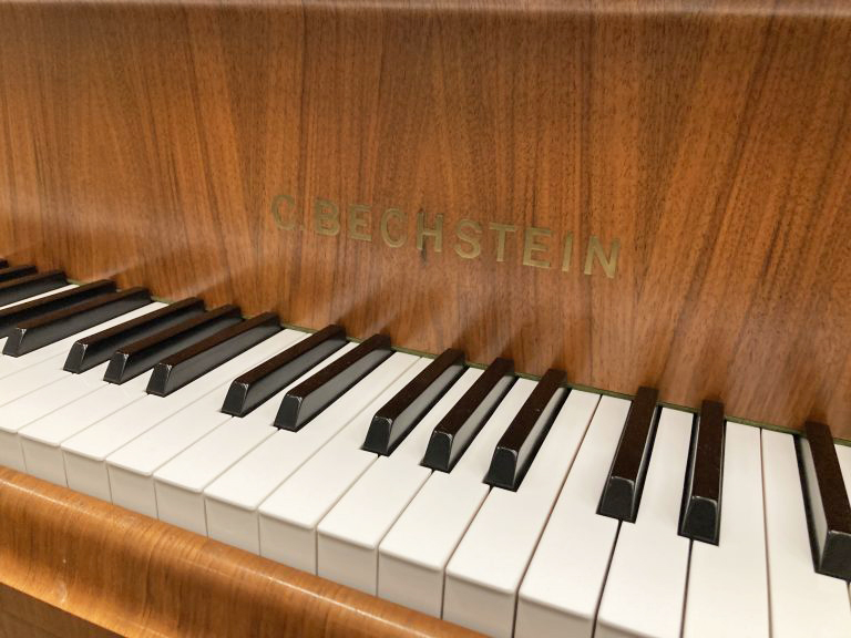 ベヒシュタイン,グランドピアノ,中古,展示,販売,試弾,試奏,bechstein