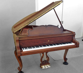 リニューアル済 スタインウェイ グランドピアノ M-170 ルイ15世モデル