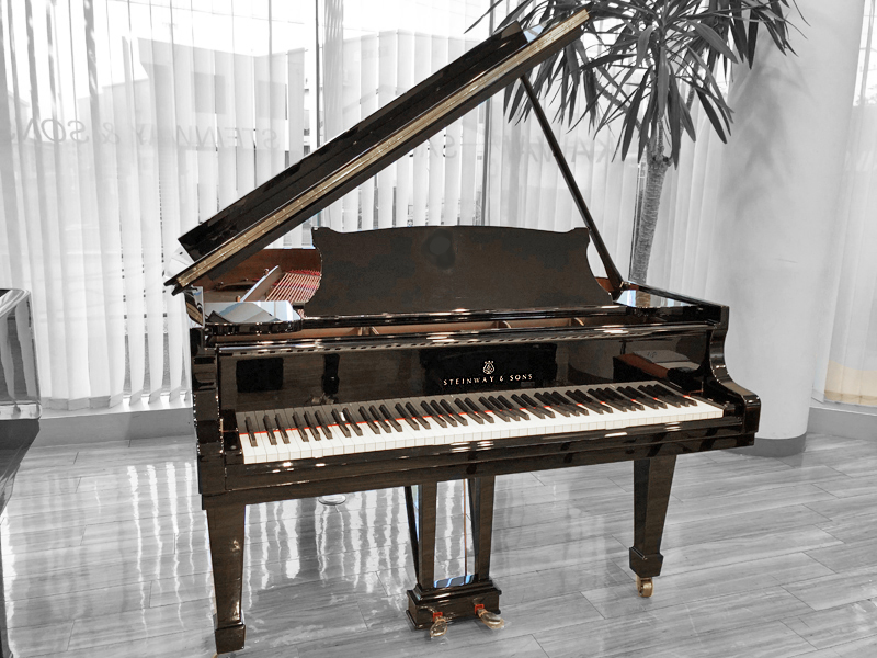 中古スタインウェイO180 ハンブルク製 価格 象牙鍵盤 再生作業済み 展示 在庫 価格 真和楽器新大阪ピアノ工房