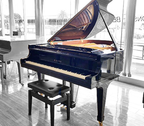 カワイセミコンサートグランドピアノR-1