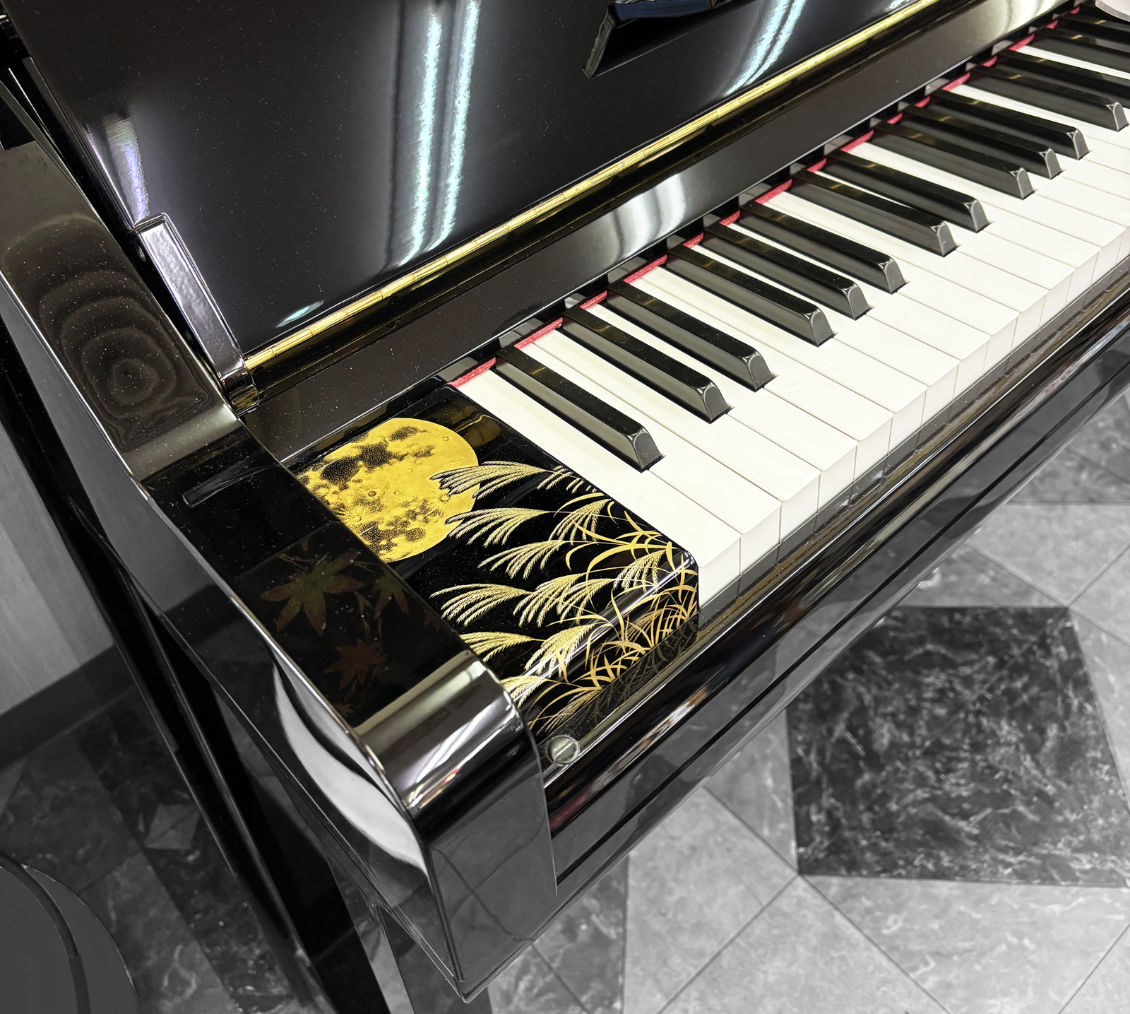 ヤマハアップライトピアノYU30沈金モデル,愛知県犬山市ヤマハ真和楽器