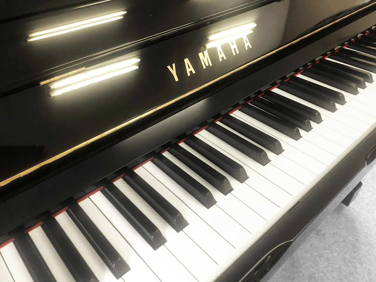 ヤマハアップライトピアノYU3
