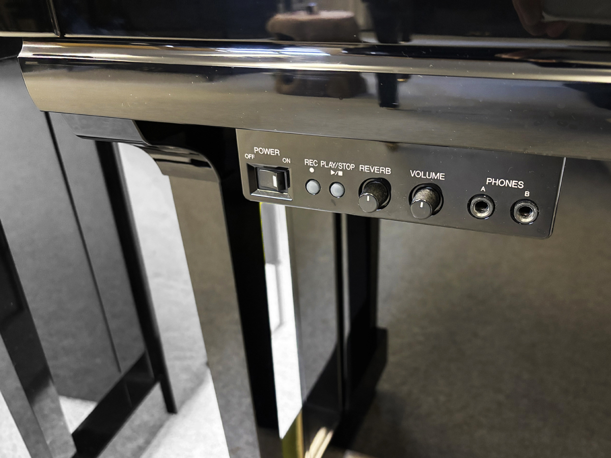 中古ヤマハ（YAMAHA）アップライトピアノYUS3サイレントモデル（2011年製）,愛知県犬山市